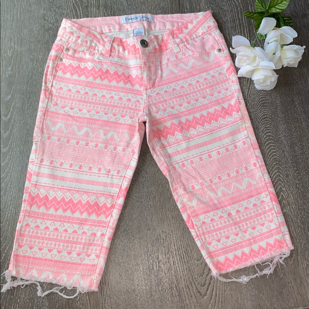 Celebrity Pink Pink Shorts Bermuda Size 7 Junior